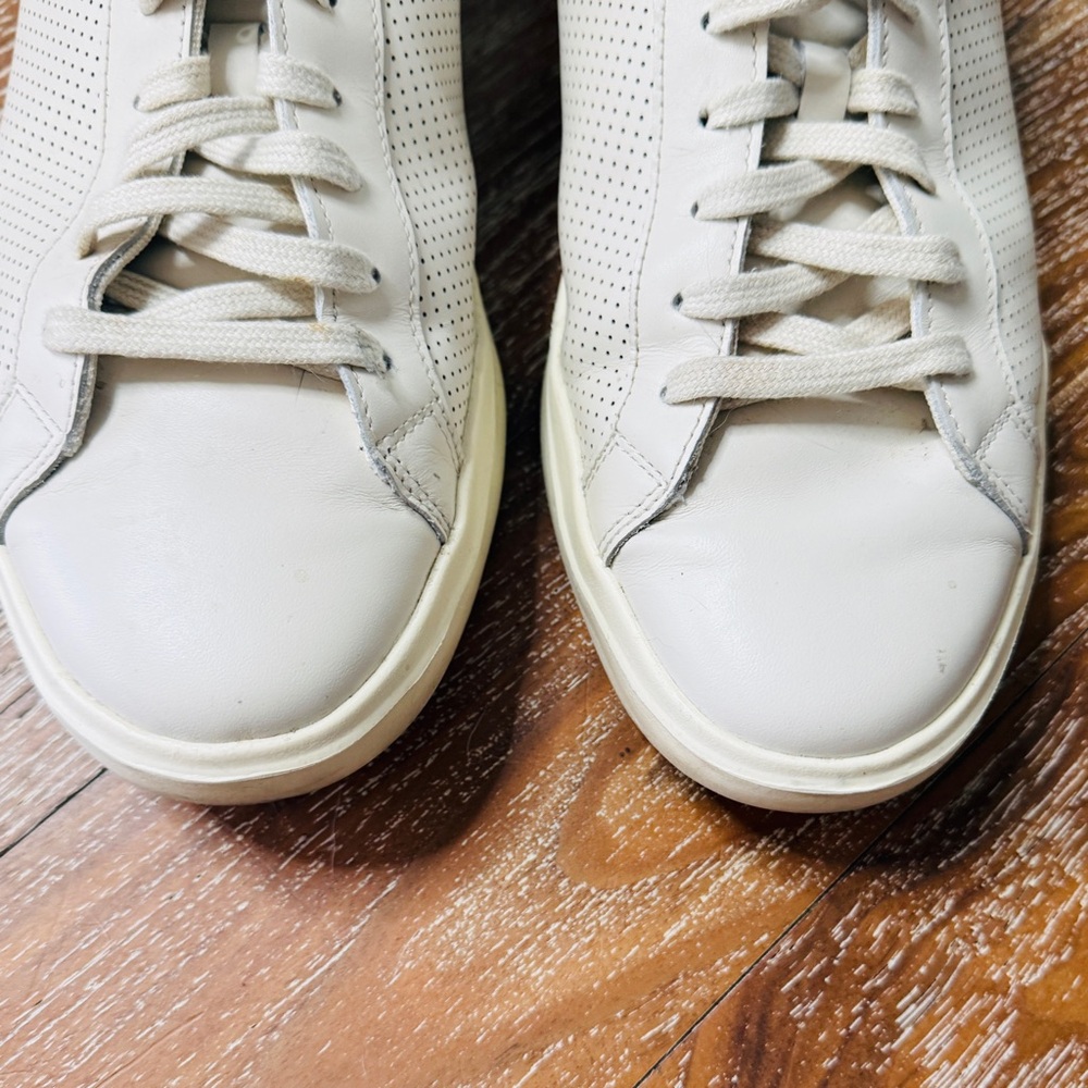 Cole Haan Men’s White Leather Lightweight Sneakers Shoes / Men’s 10 M / C40832 - Picture 3 of 9